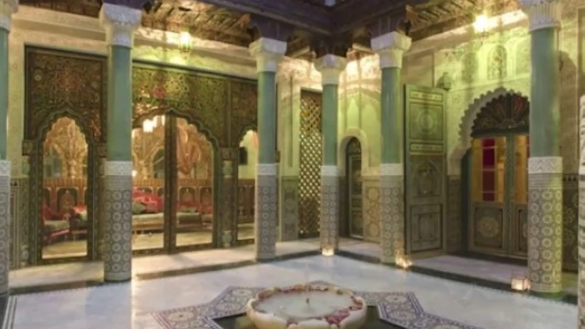 Riad Hotel Mumtaz Mahal As-Sawíra